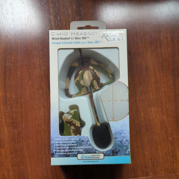 dreamGEAR Camo Wired Headset for Microsoft Xbox 360 Microphone Volume Controls - Picture 1 of 2